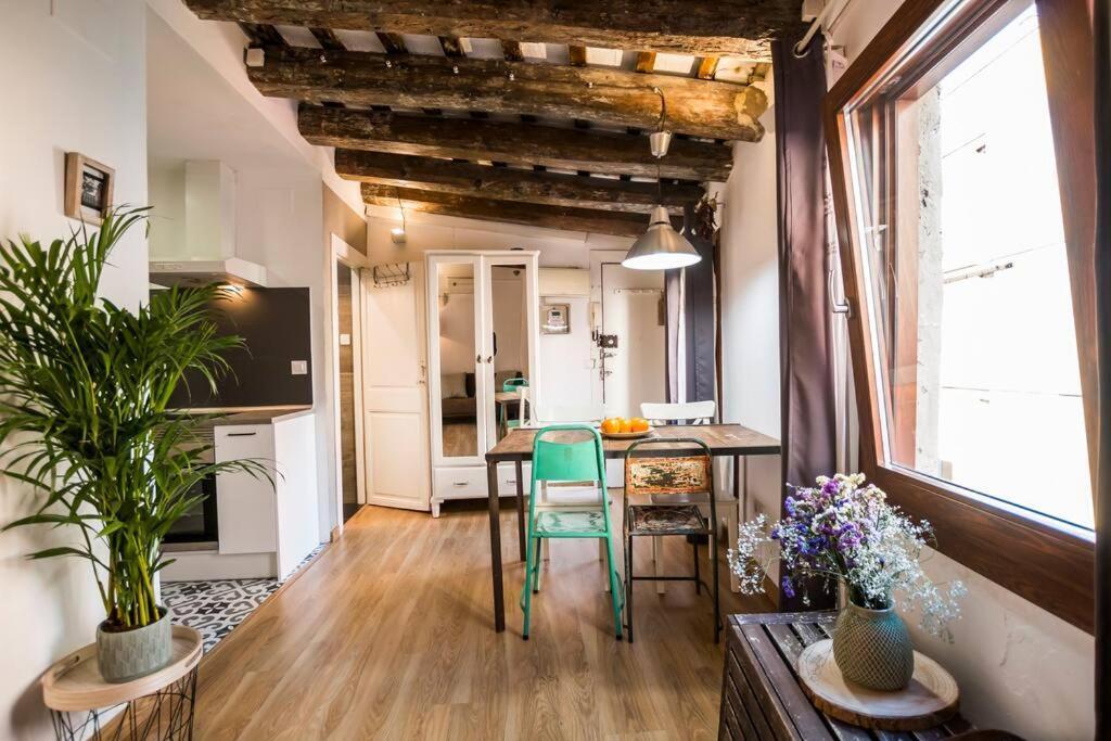 Apartment Prive Terrace In El Born, Near The Beach Barcelona